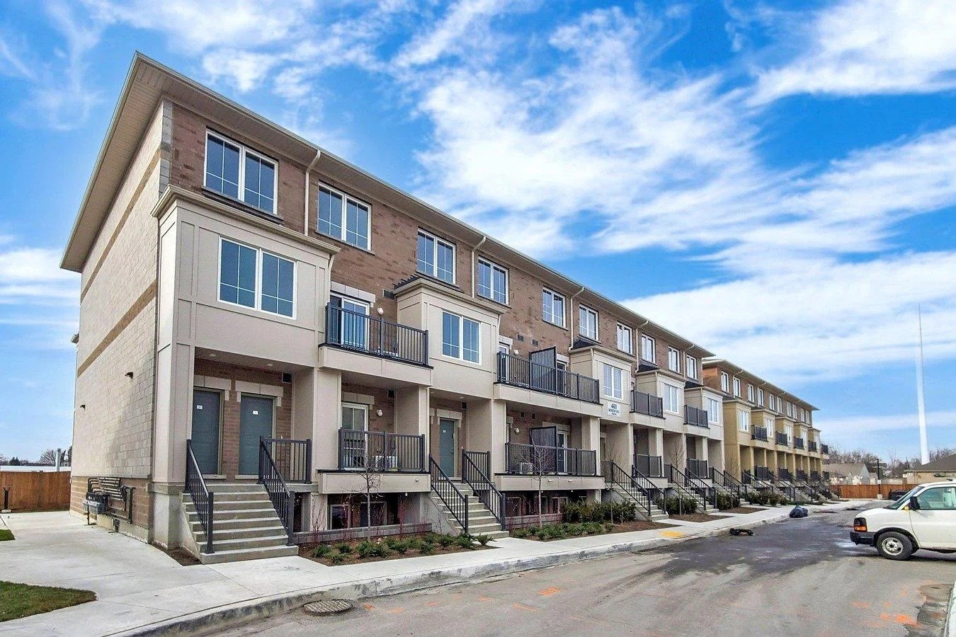 Coastal Towns Mississauga townhome exterior